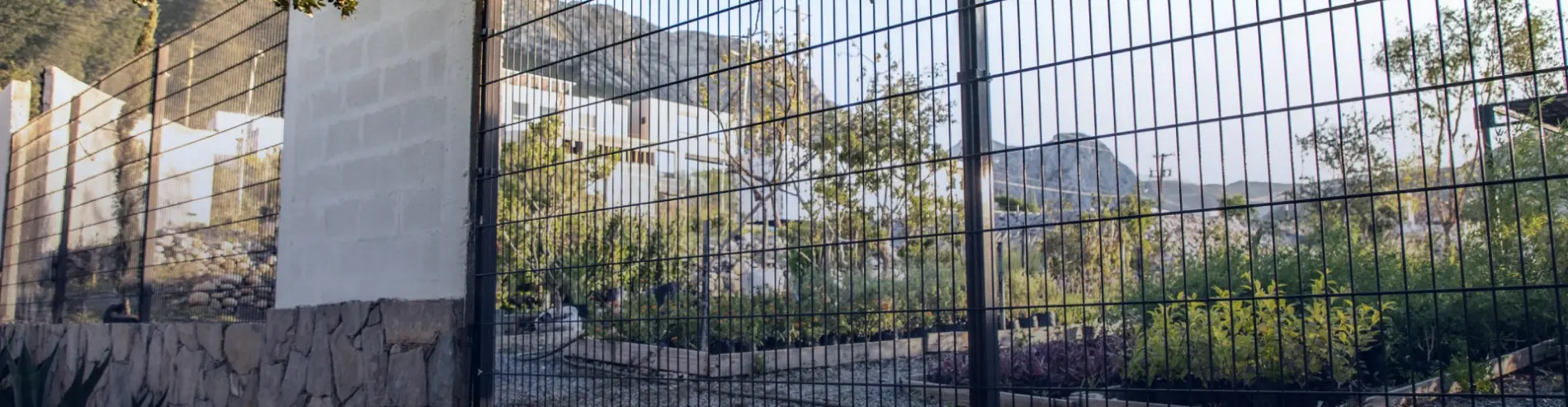 Proceso de Instalación de la Reja DEACERO®