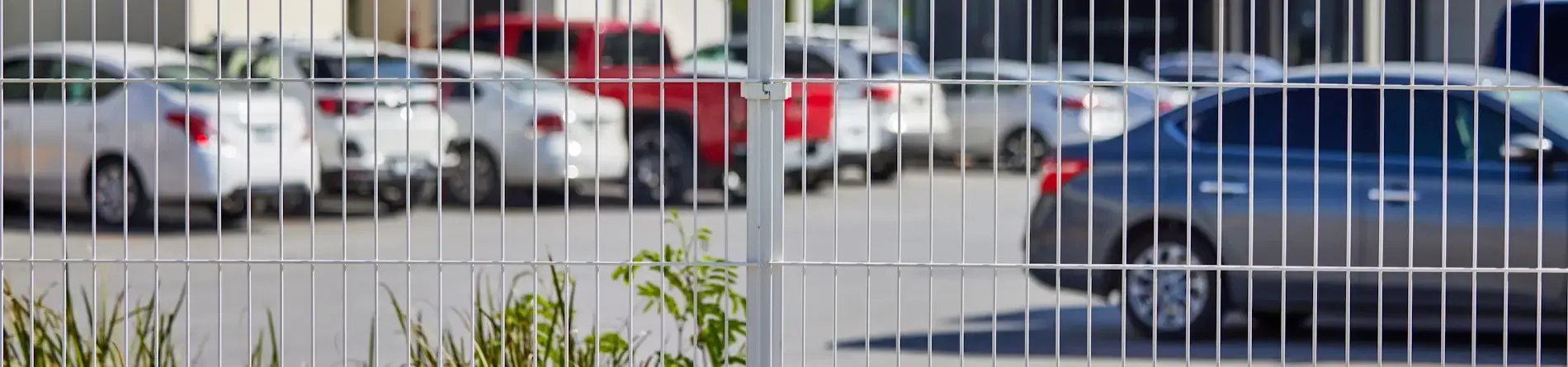 Acabado Marino en las Rejas DEACERO®: máxima protección contra la corrosión